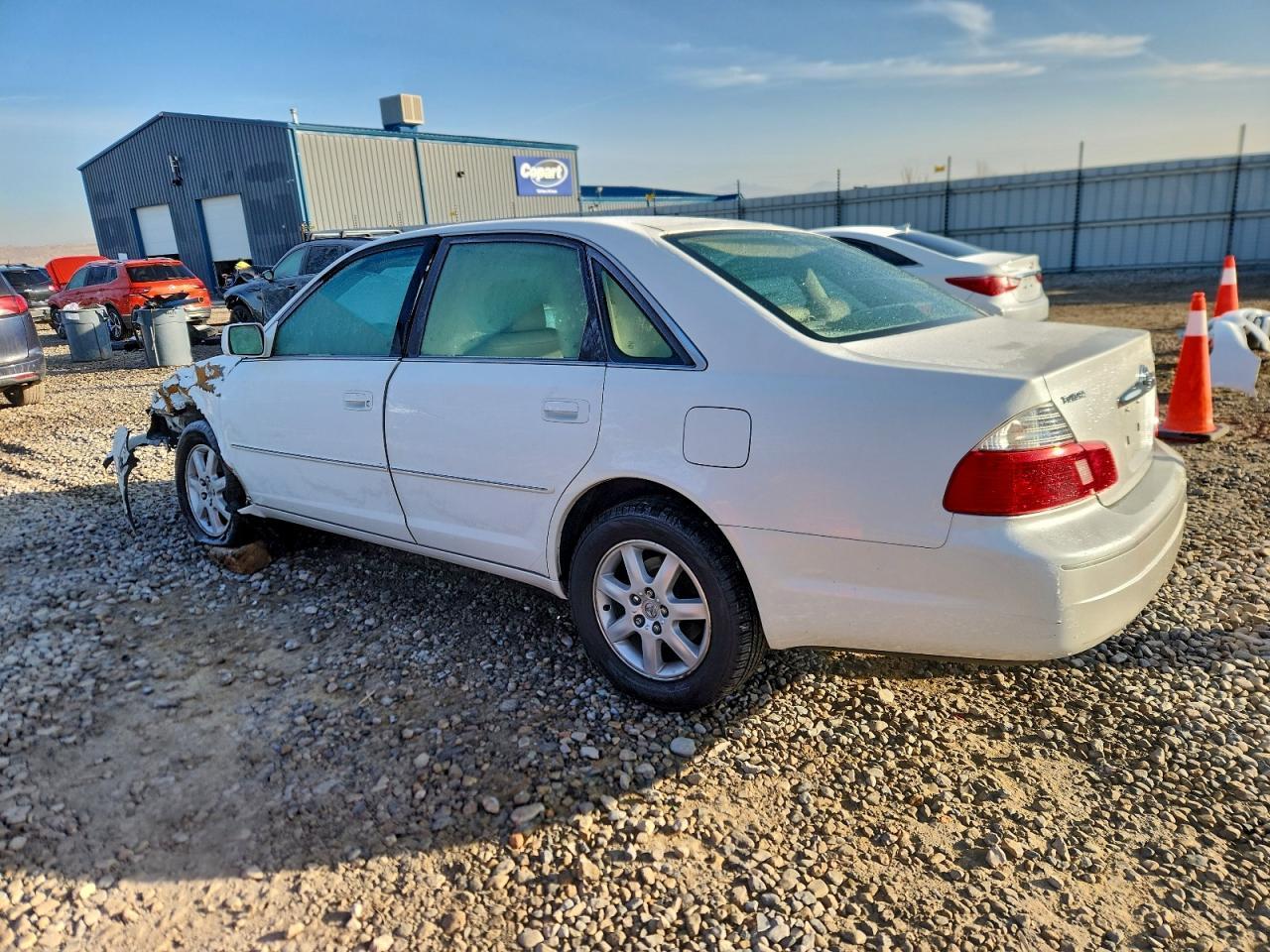 2003 TOYOTA Avalon