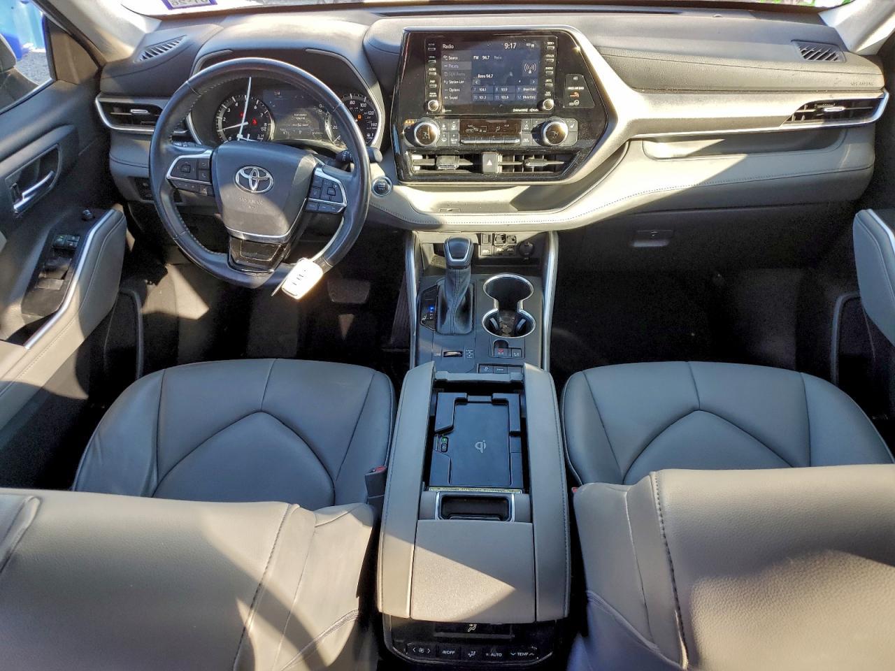 2021 TOYOTA HIGHLANDER