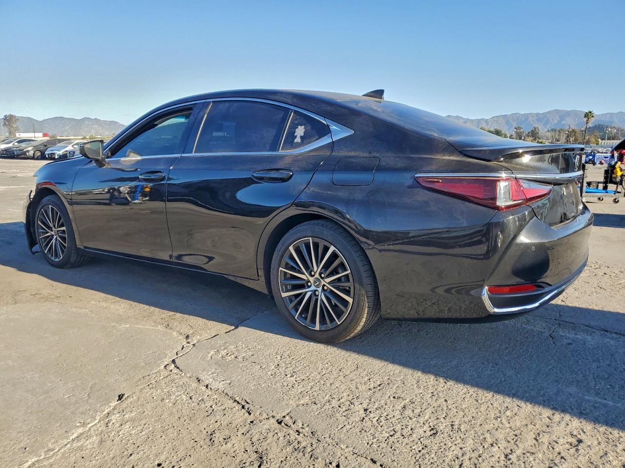 2024 LEXUS ES 300H