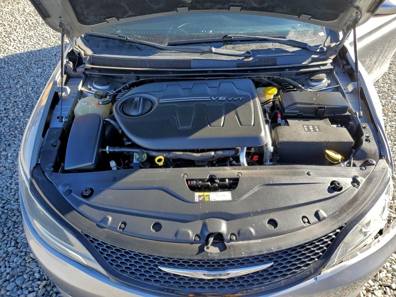 2015 CHRYSLER 200