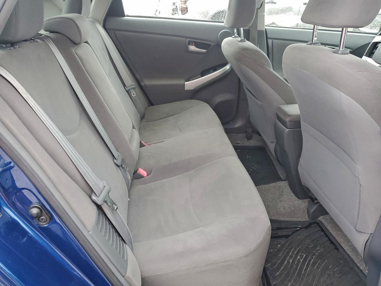 2011 TOYOTA PRIUS