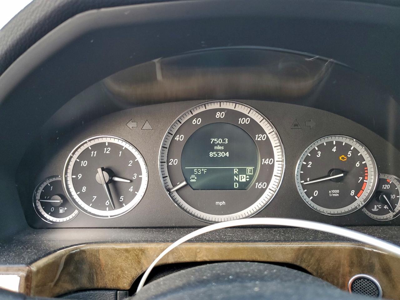 2011 MERCEDES-BENZ E-Class