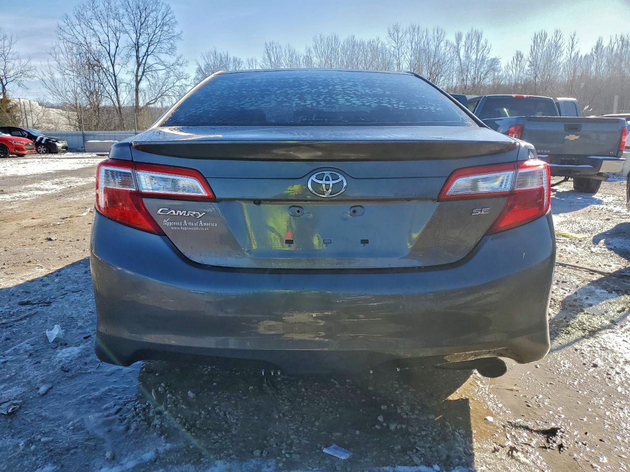 2014 TOYOTA CAMRY