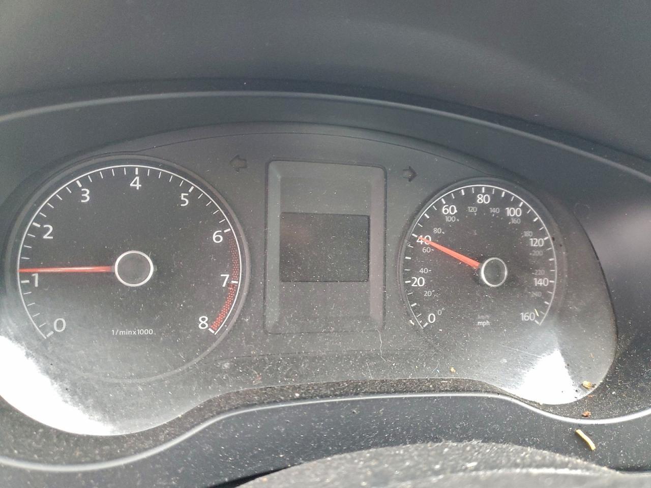 2011 VOLKSWAGEN JETTA