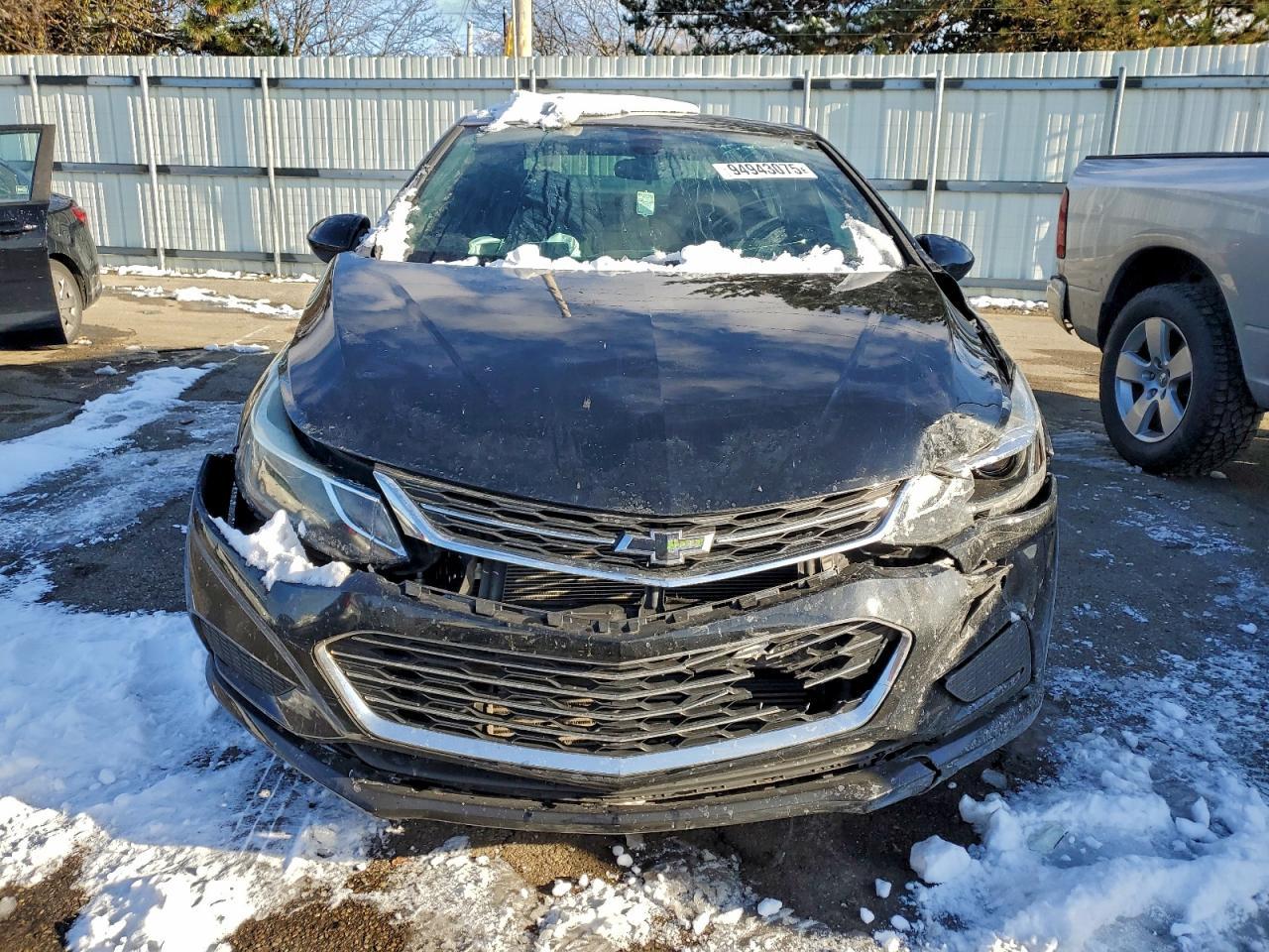 2017 CHEVROLET CRUZE
