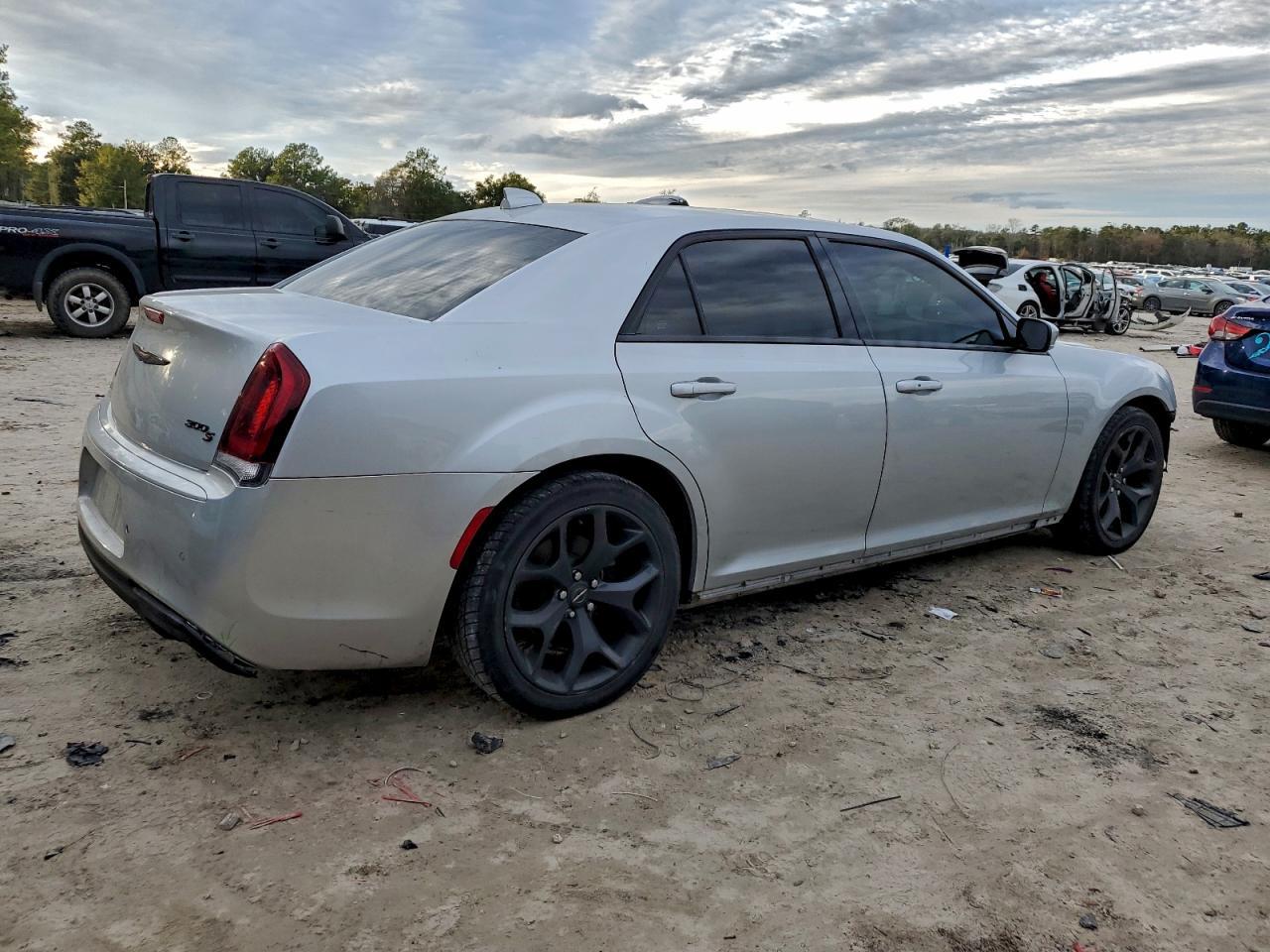 2021 CHRYSLER 300