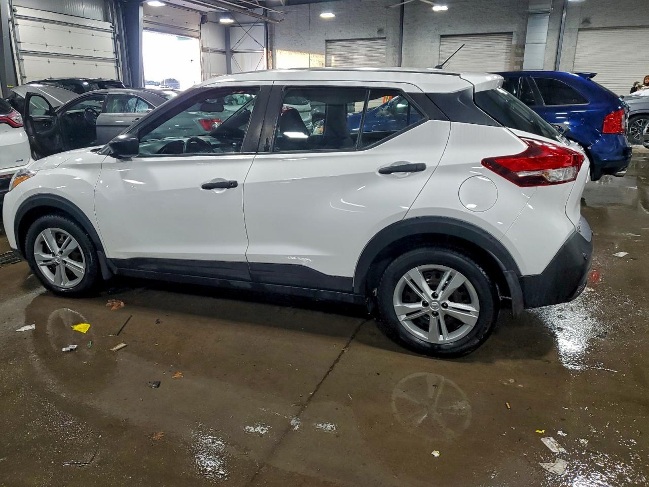 2020 NISSAN KICKS