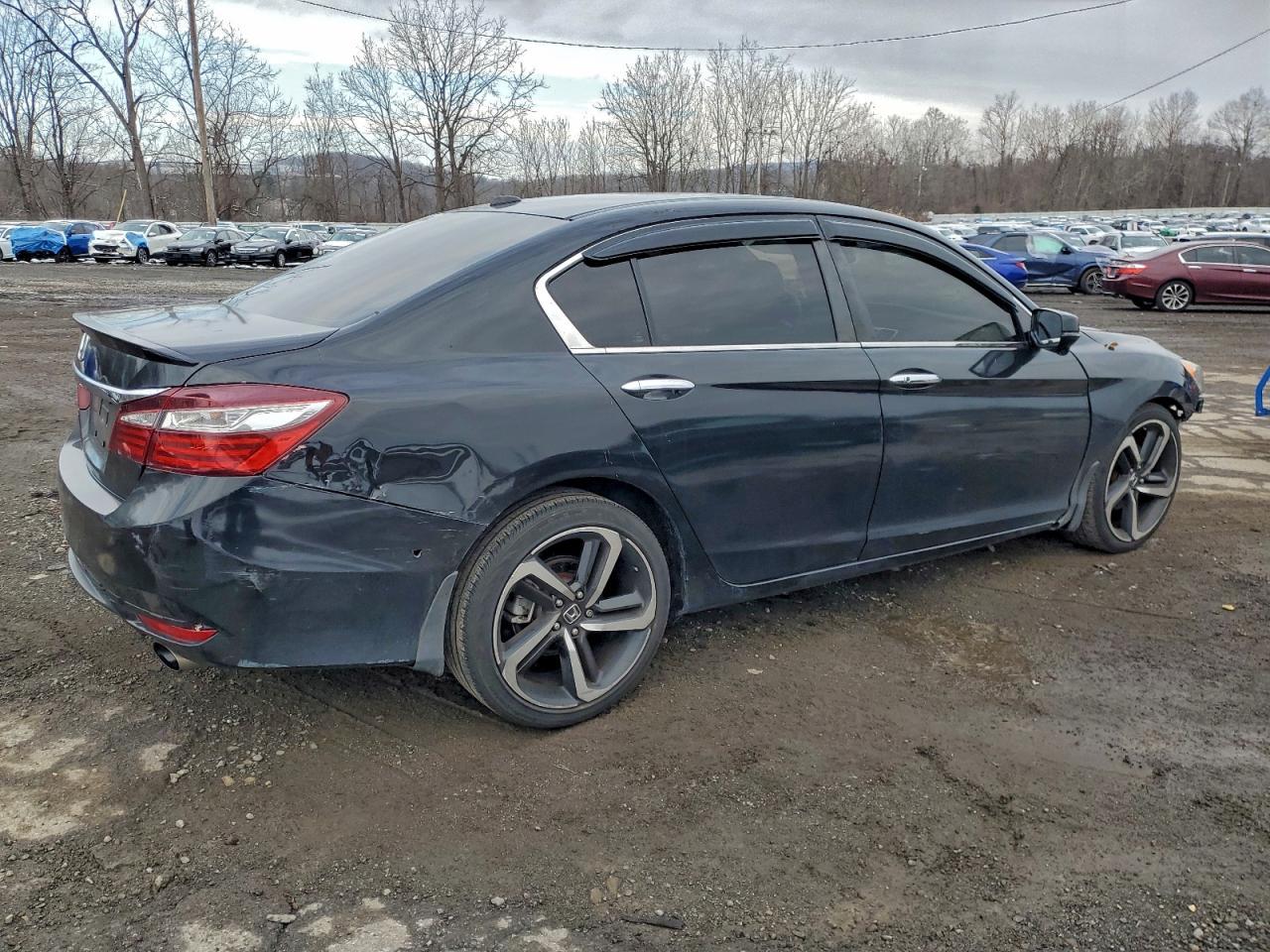 2016 HONDA ACCORD