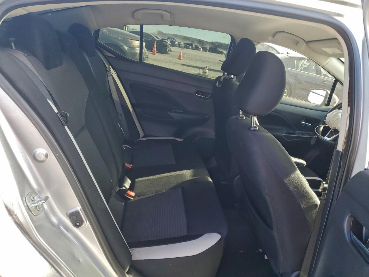 2021 NISSAN VERSA