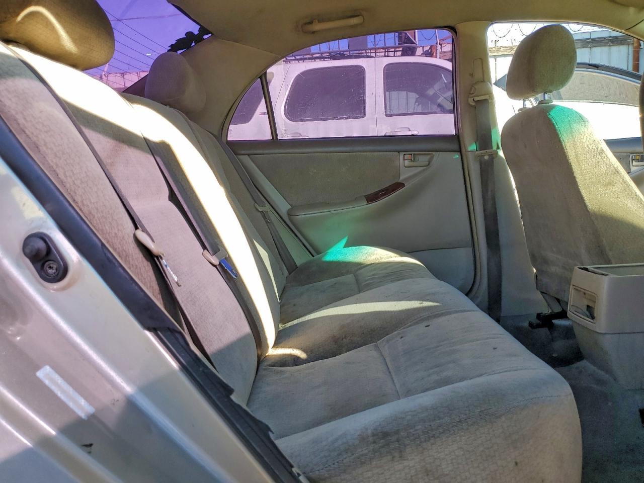 2004 TOYOTA COROLLA