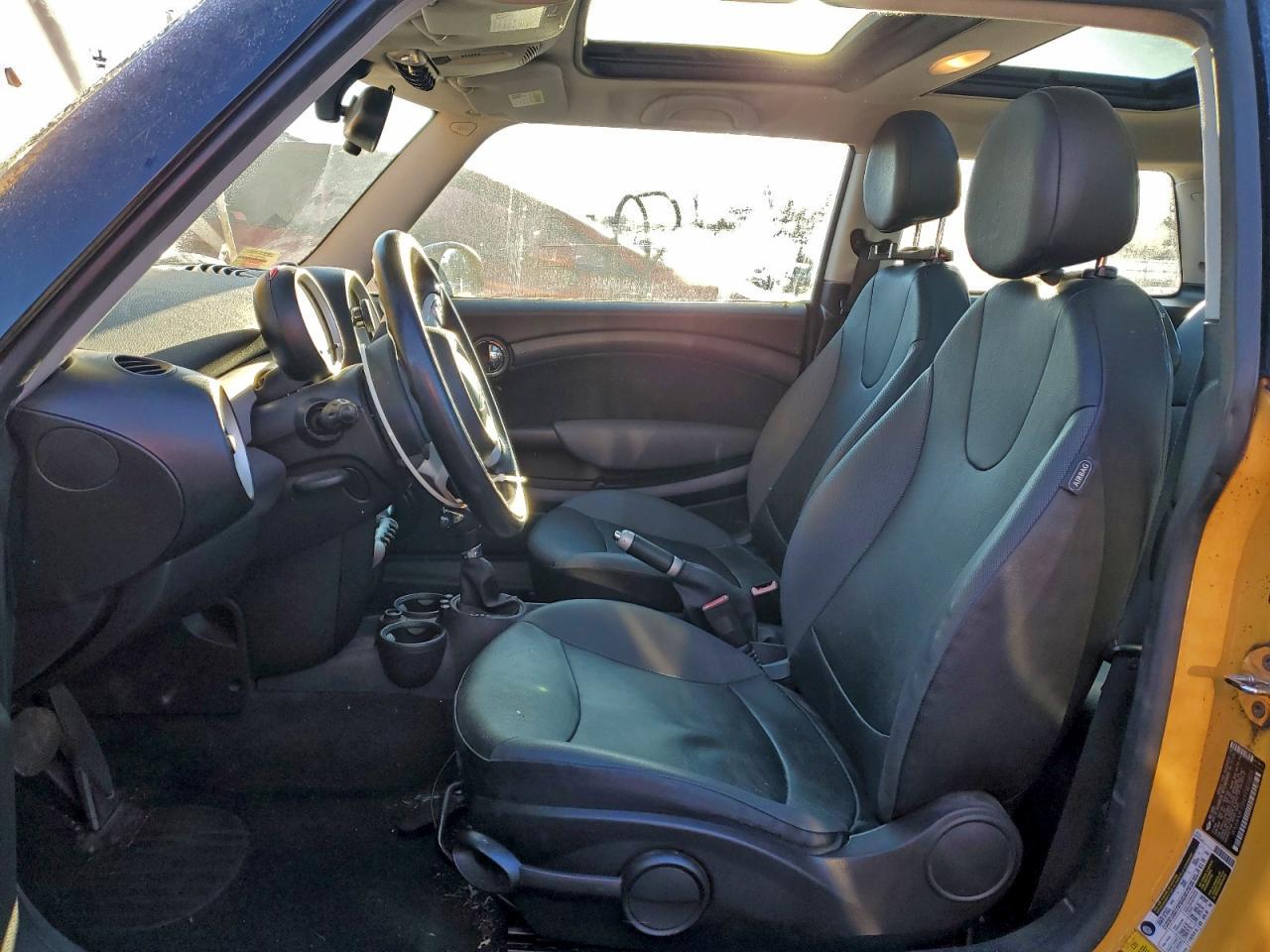 2009 MINI COOPER