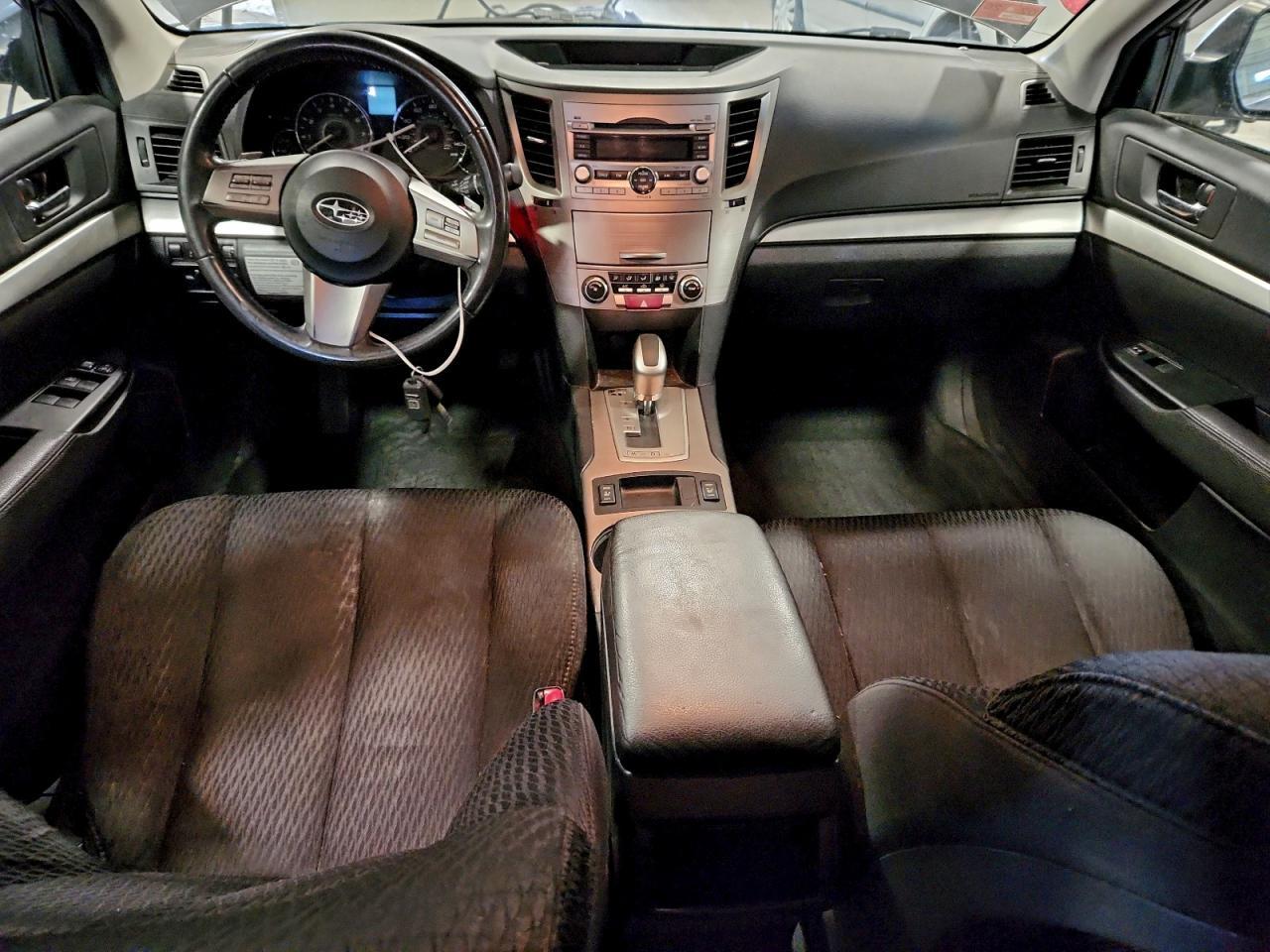 2010 SUBARU Outback