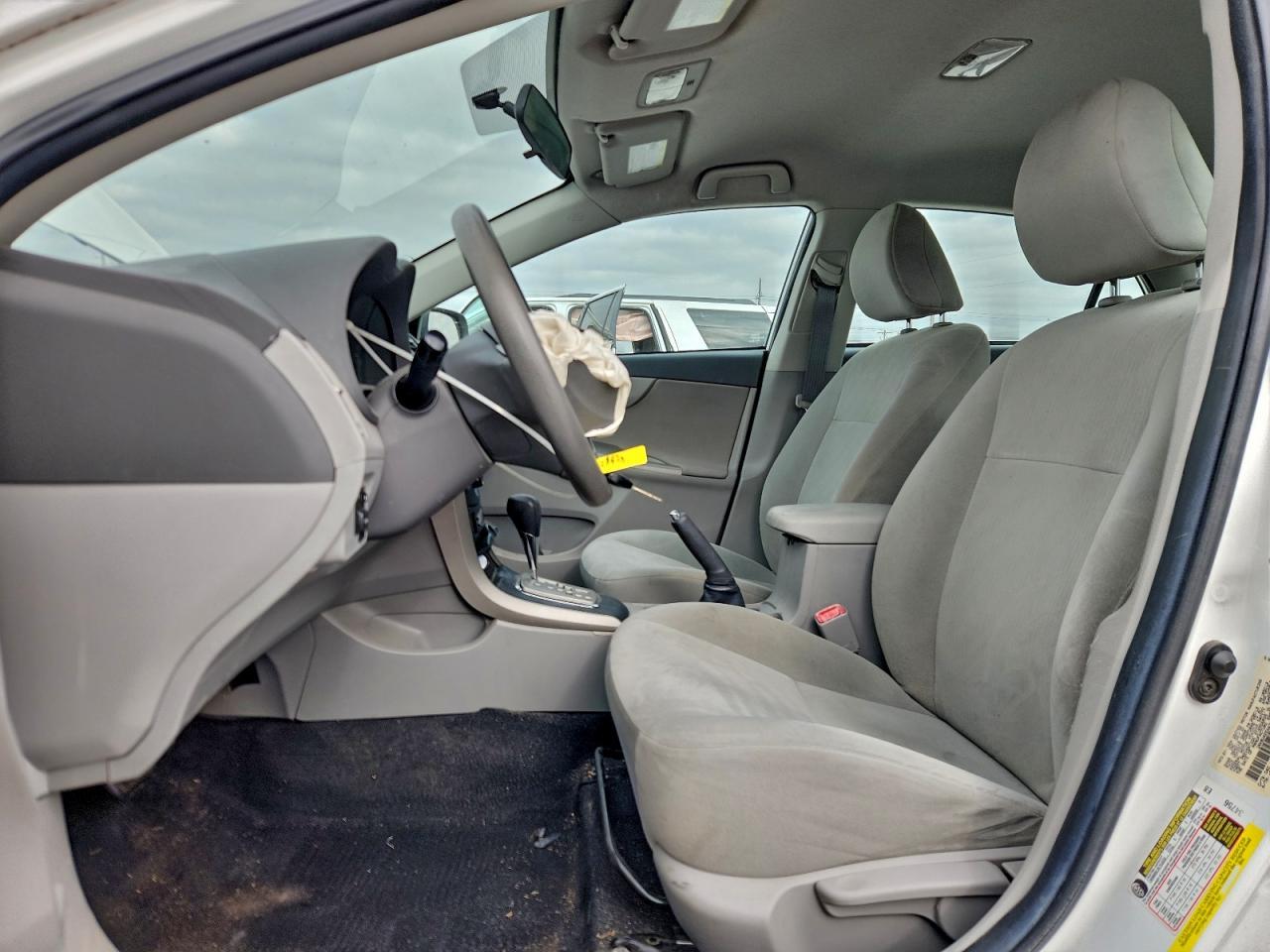 2010 TOYOTA COROLLA