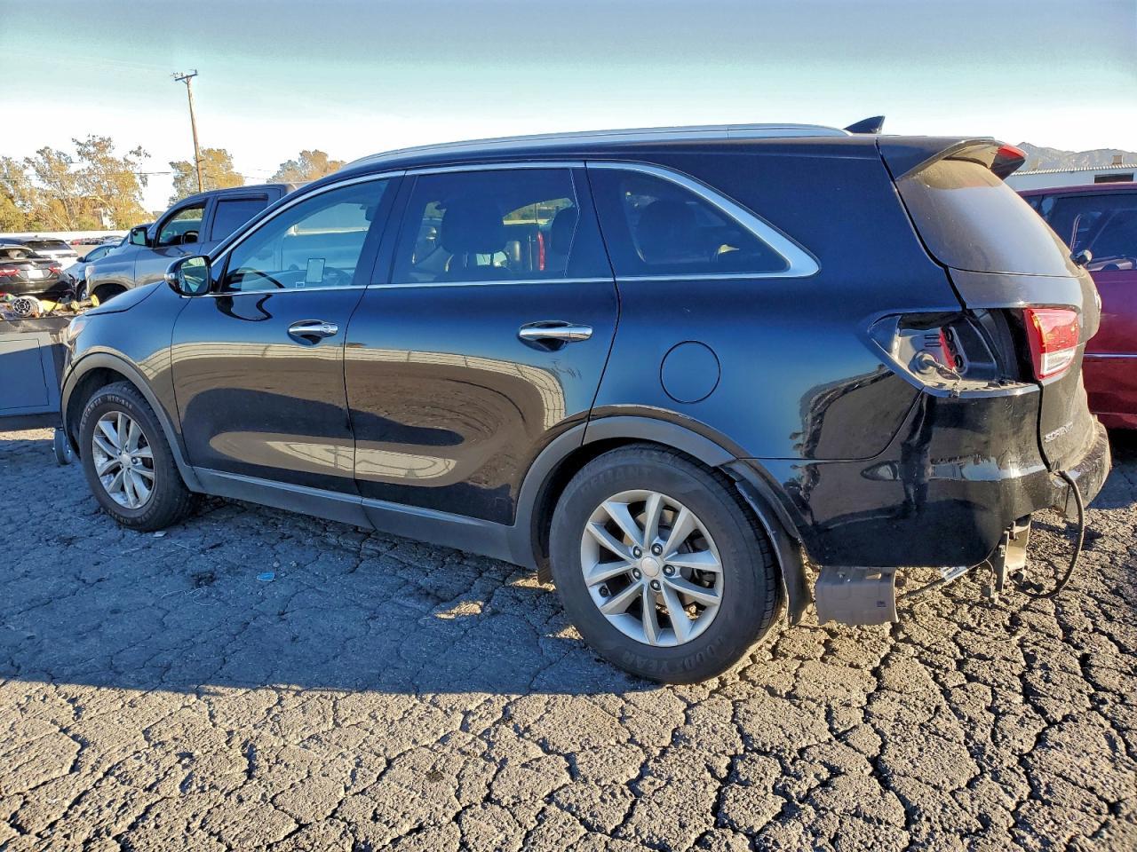 2016 KIA SORENTO