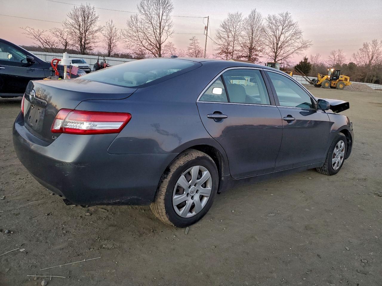 2011 TOYOTA CAMRY