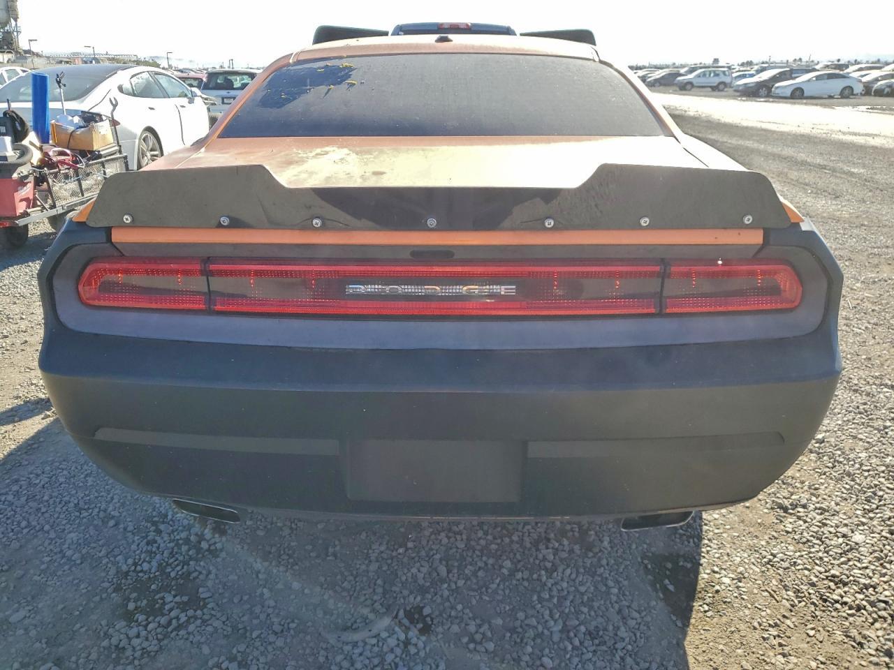 2012 DODGE Challenger