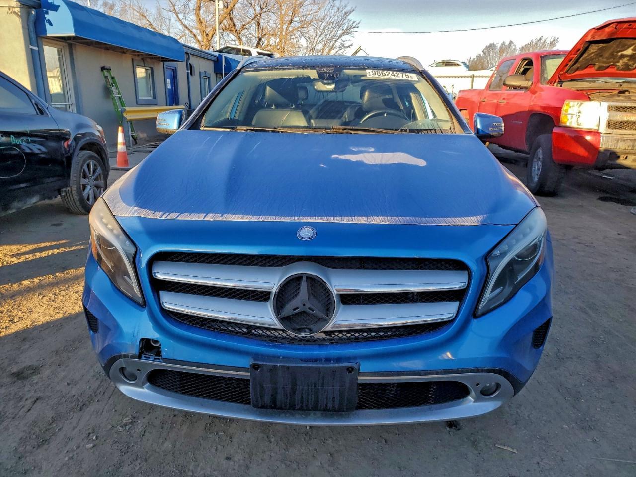 2015 MERCEDES-BENZ GLA-Class