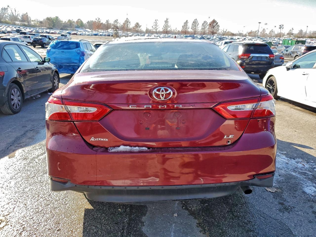 2018 TOYOTA CAMRY