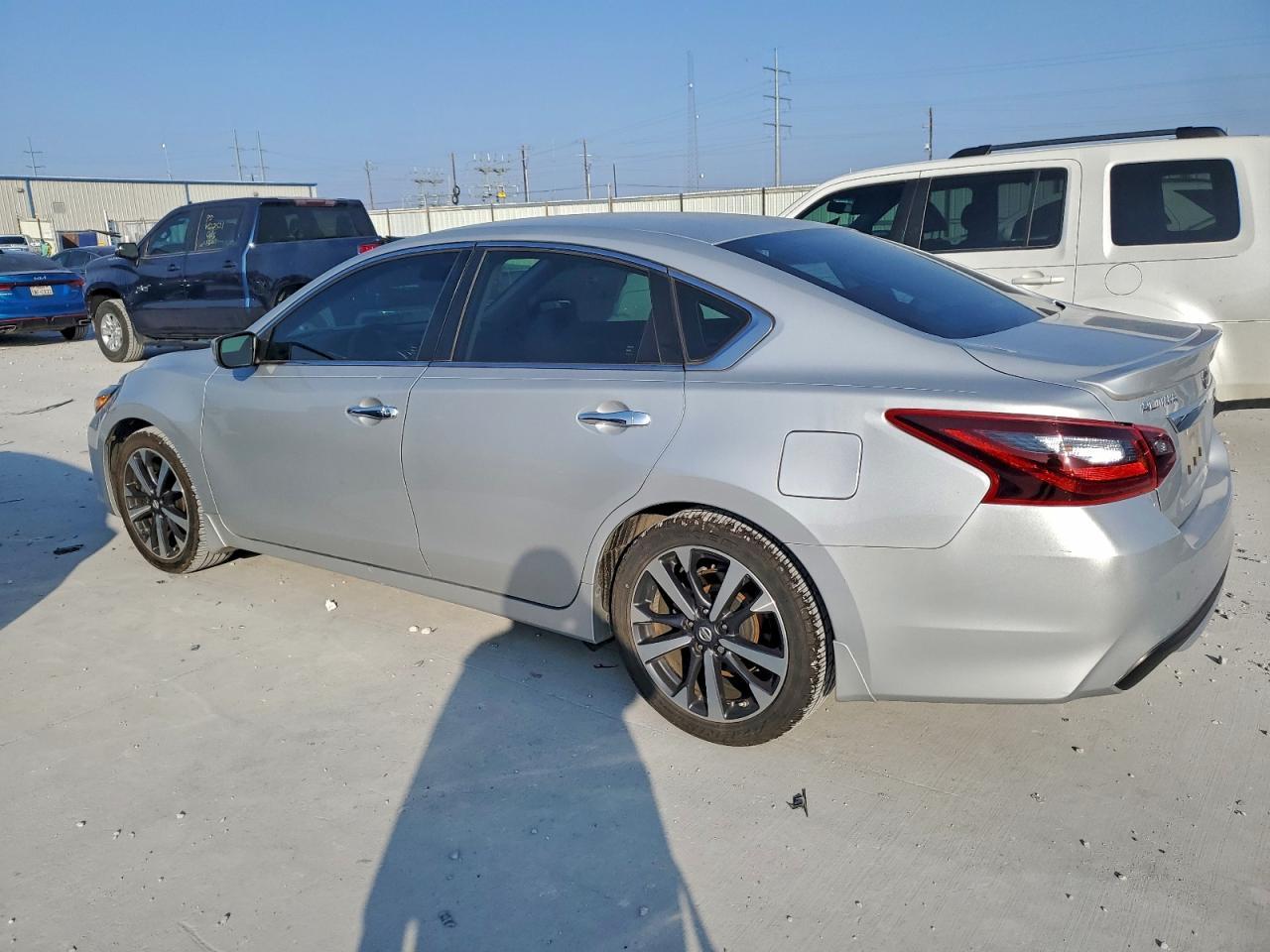 2017 NISSAN ALTIMA