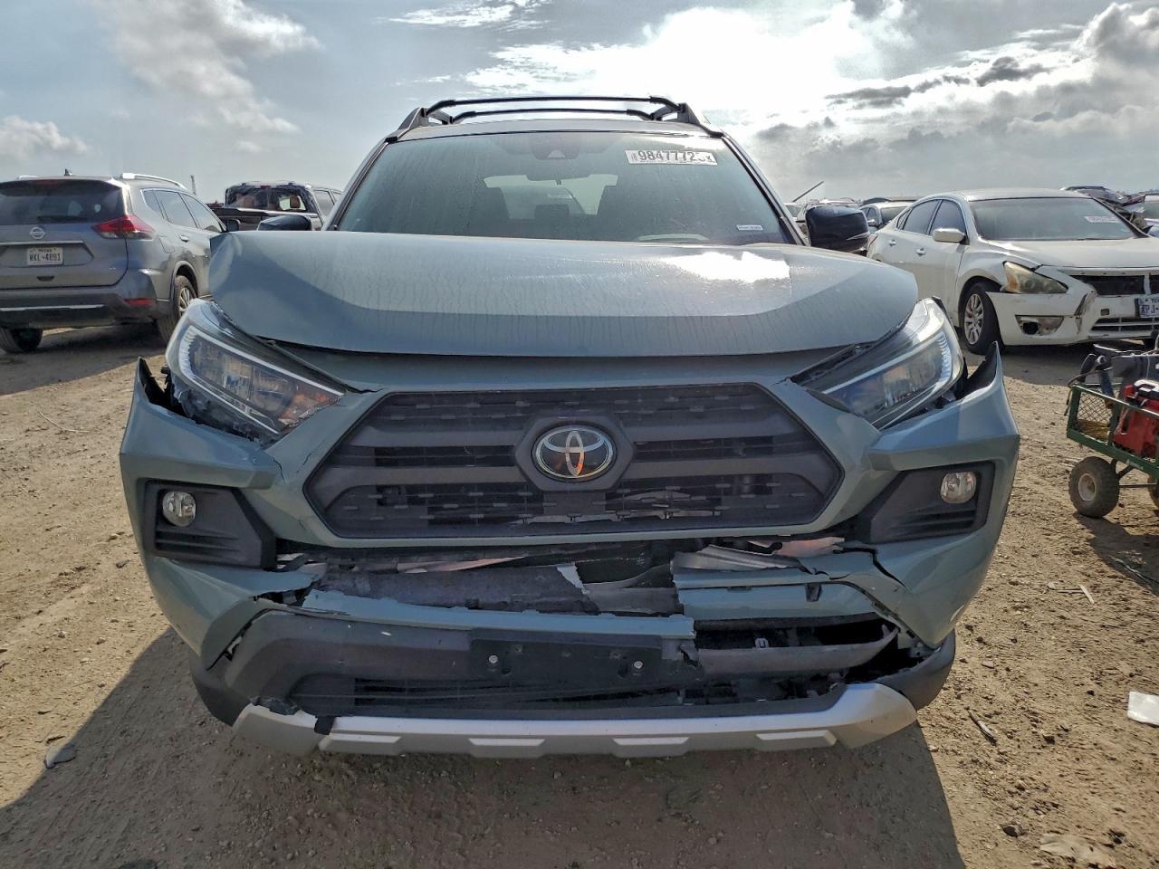 2019 TOYOTA RAV4