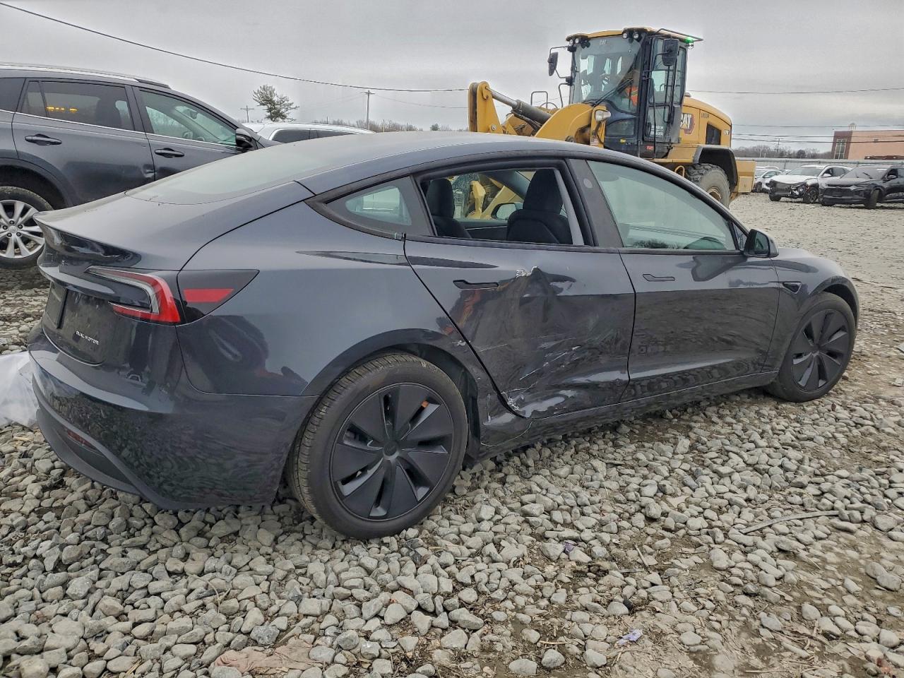 2024 TESLA MODEL 3