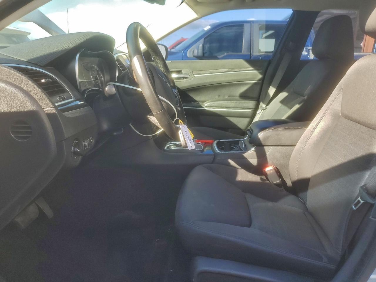 2020 CHRYSLER 300