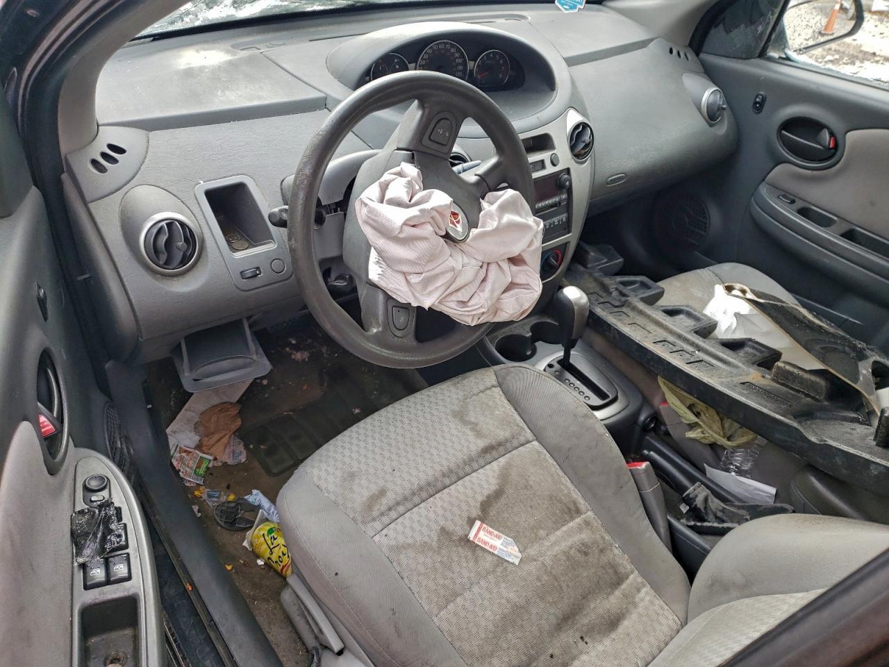 2006 SATURN Ion