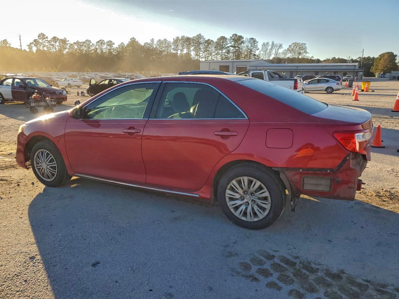 2013 TOYOTA CAMRY