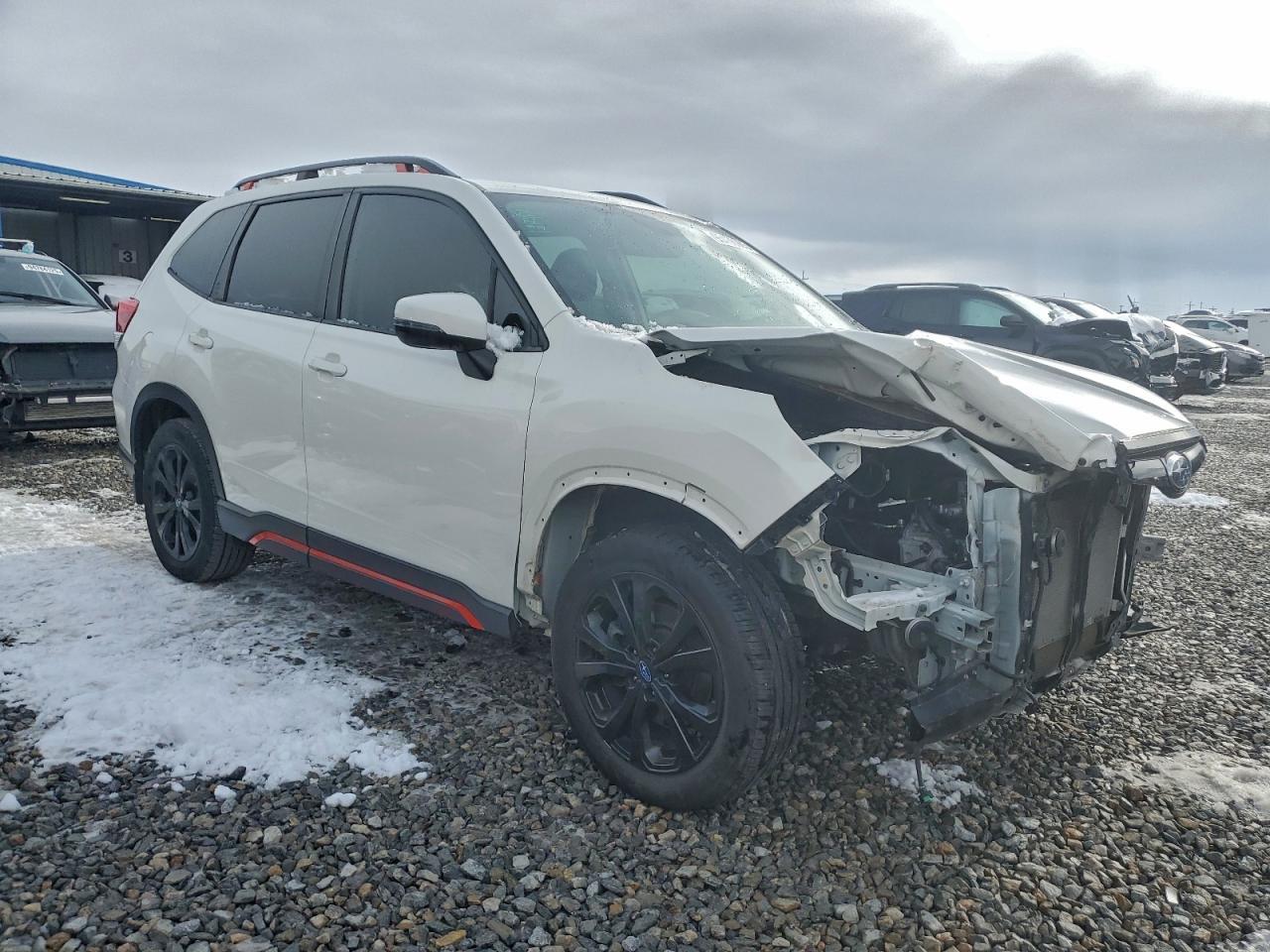 2019 SUBARU FORESTER