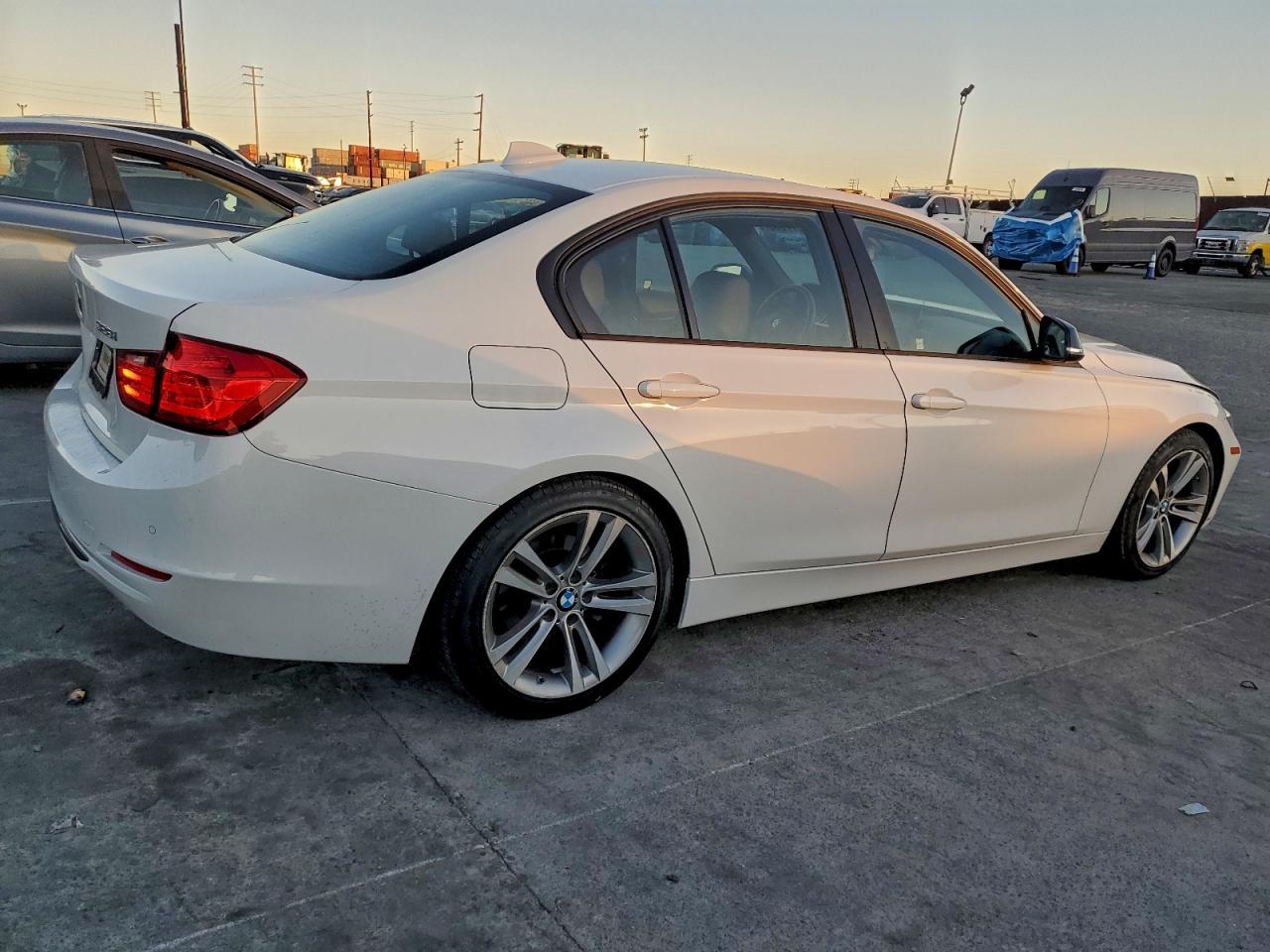 2013 BMW 3 SERIES
