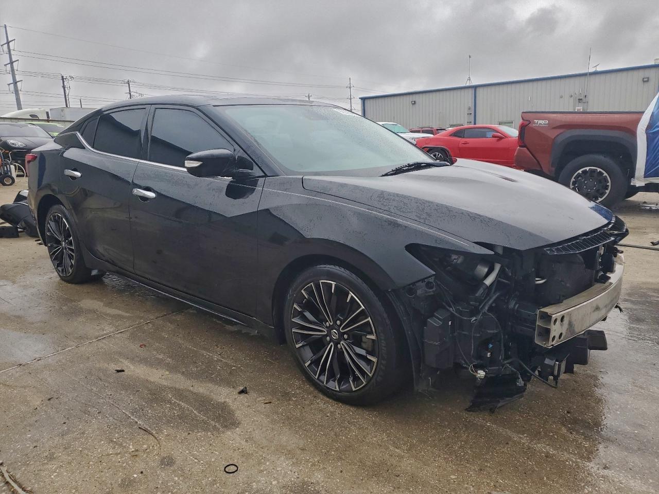 2016 NISSAN Maxima