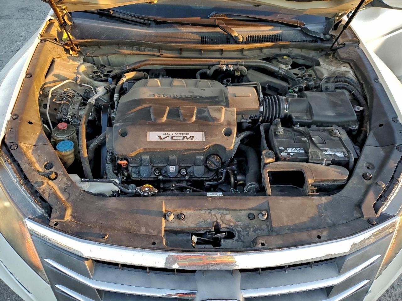 2012 HONDA Crosstour