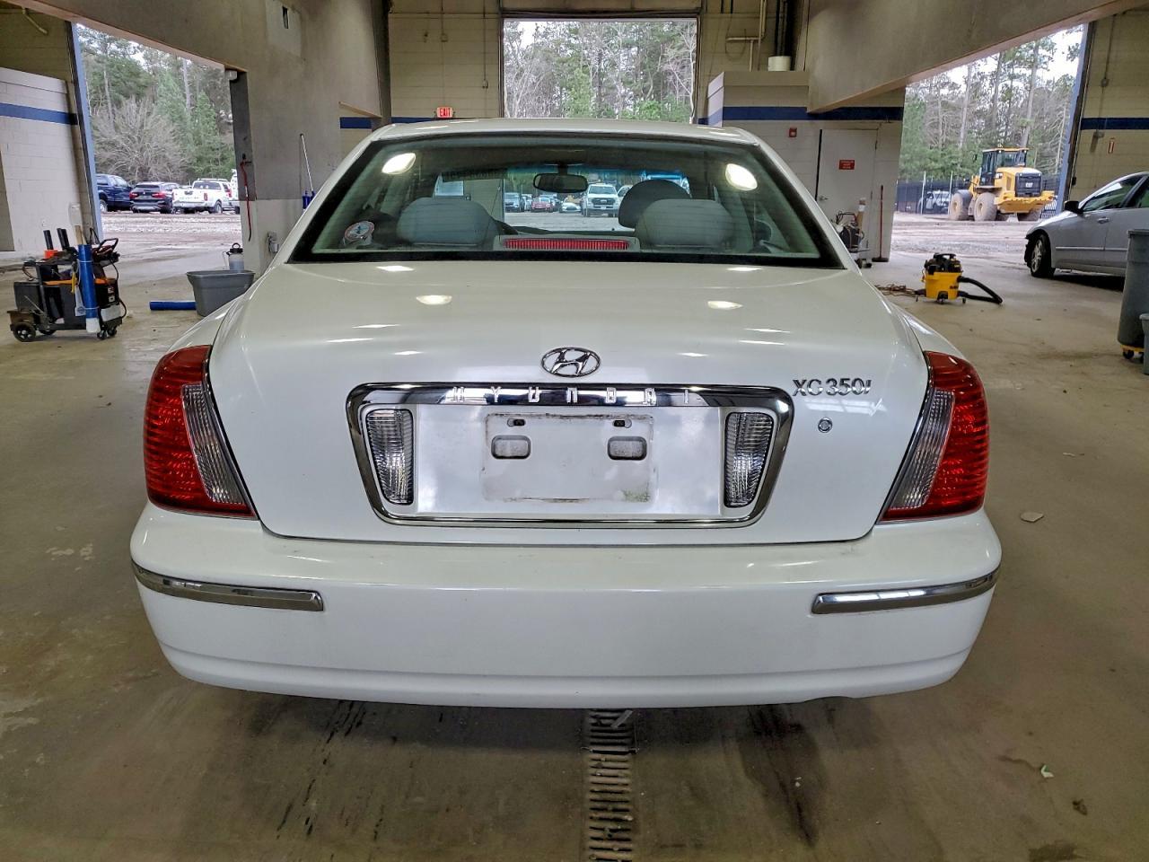 2005 HYUNDAI Xg