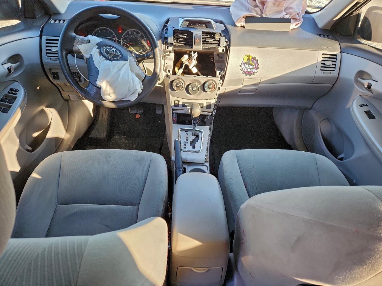 2013 TOYOTA COROLLA
