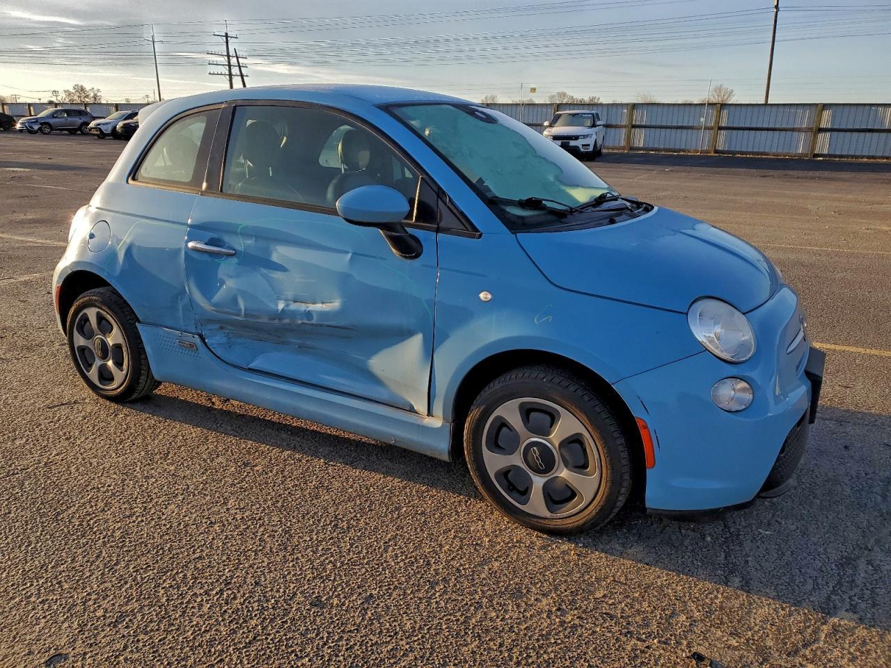 2015 FIAT 500