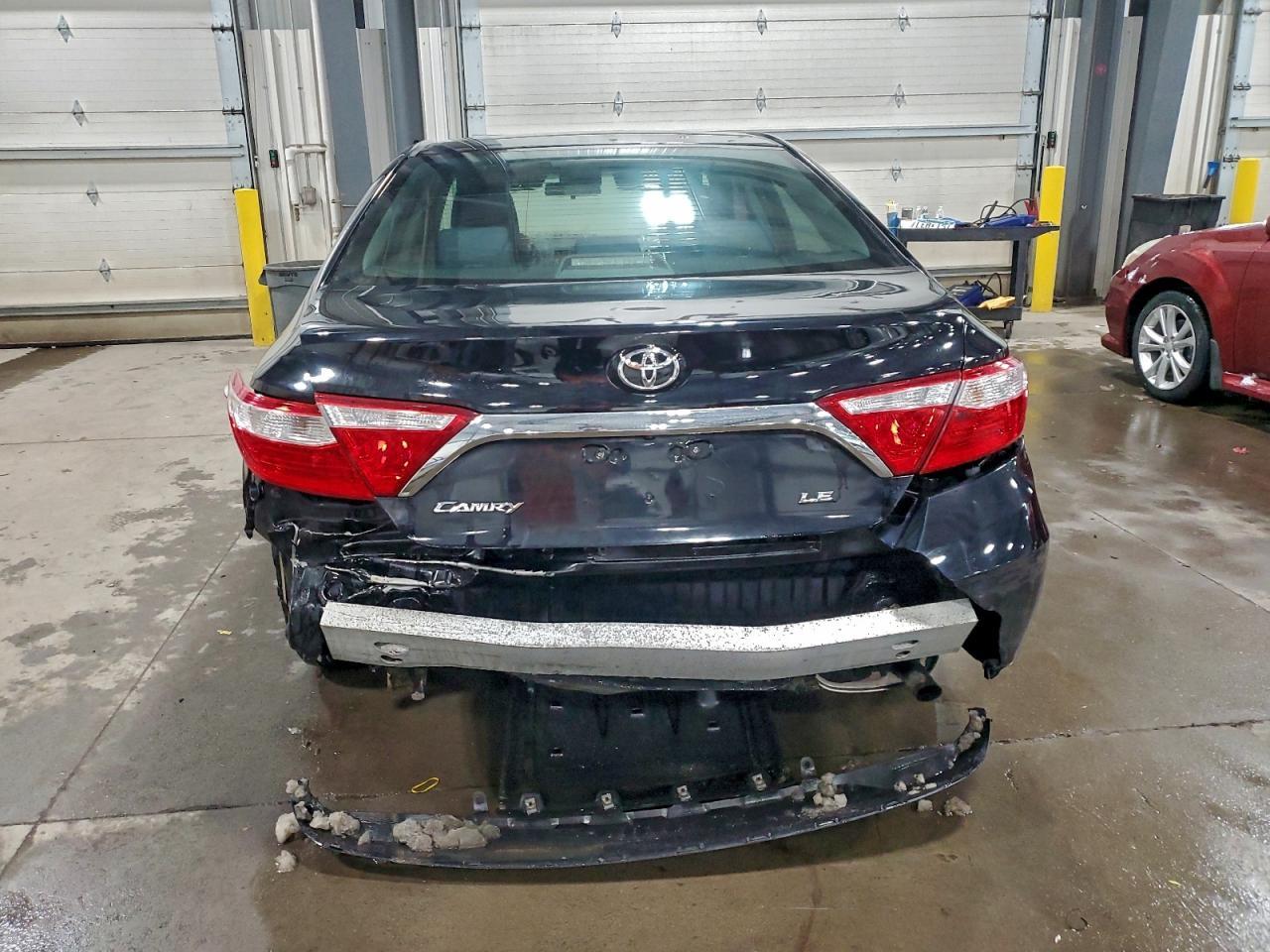 2015 TOYOTA CAMRY