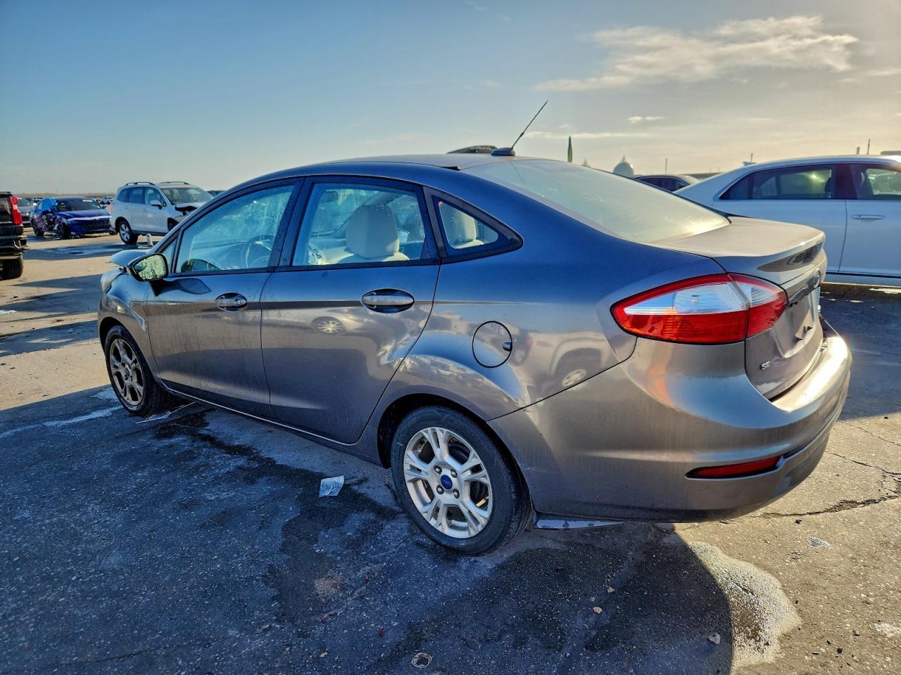 2014 FORD Fiesta