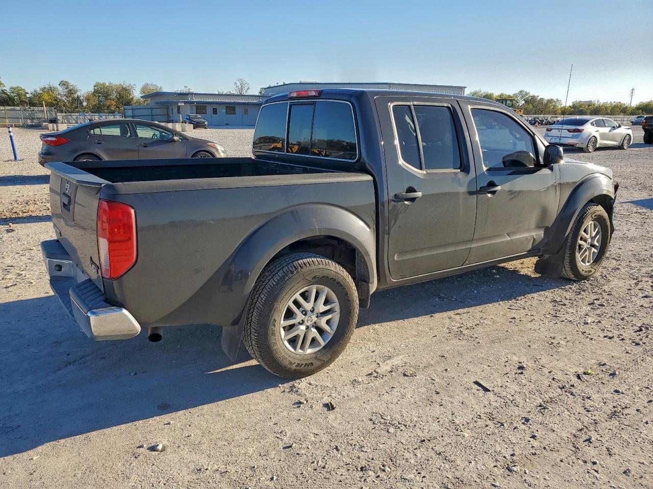2015 NISSAN Frontier