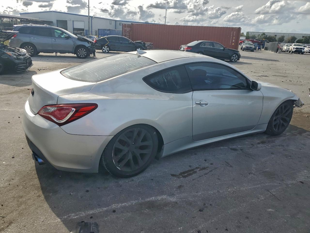 2014 HYUNDAI GENESIS