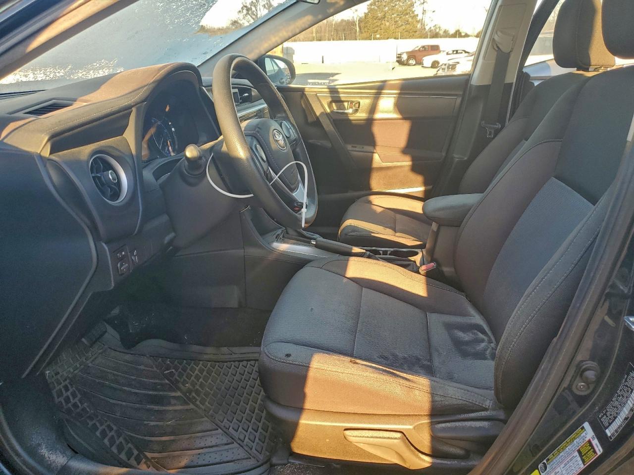 2018 TOYOTA COROLLA