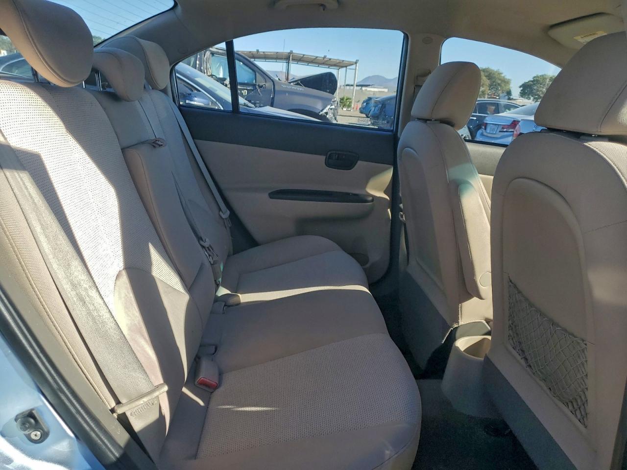 2011 HYUNDAI ACCENT