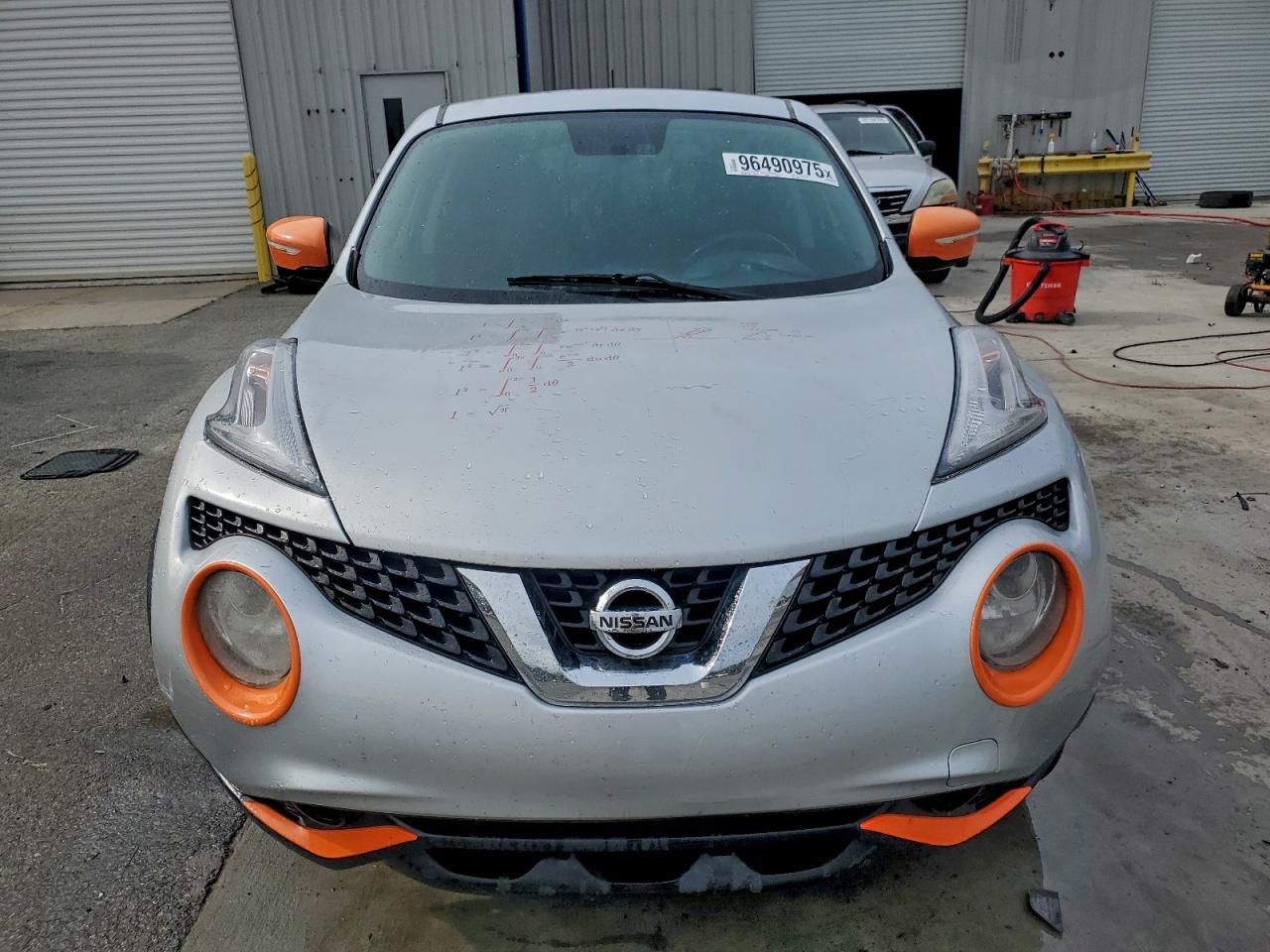 2017 NISSAN Juke