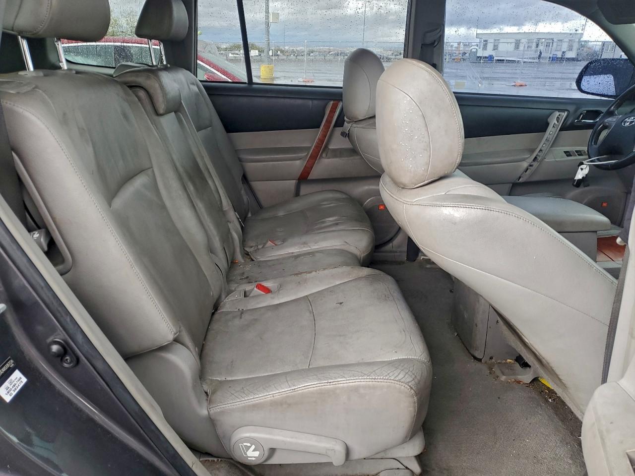 2008 TOYOTA HIGHLANDER