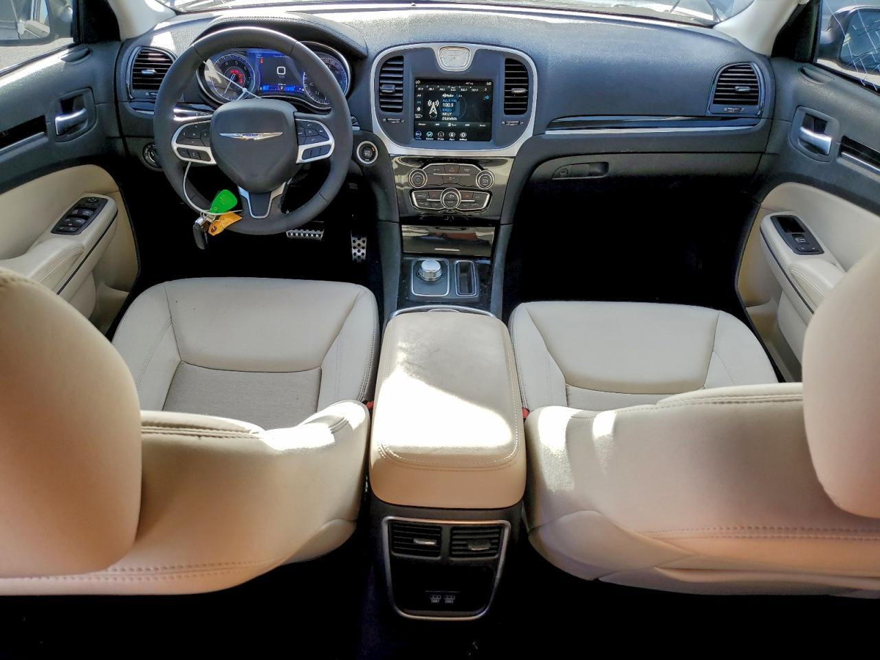 2023 CHRYSLER 300