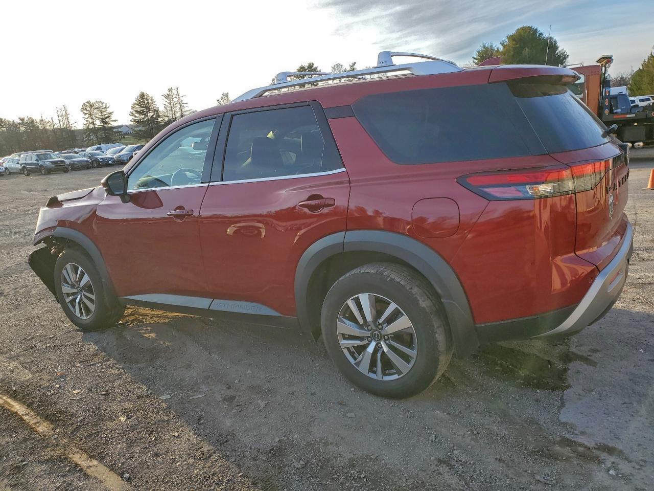 2022 NISSAN PATHFINDER