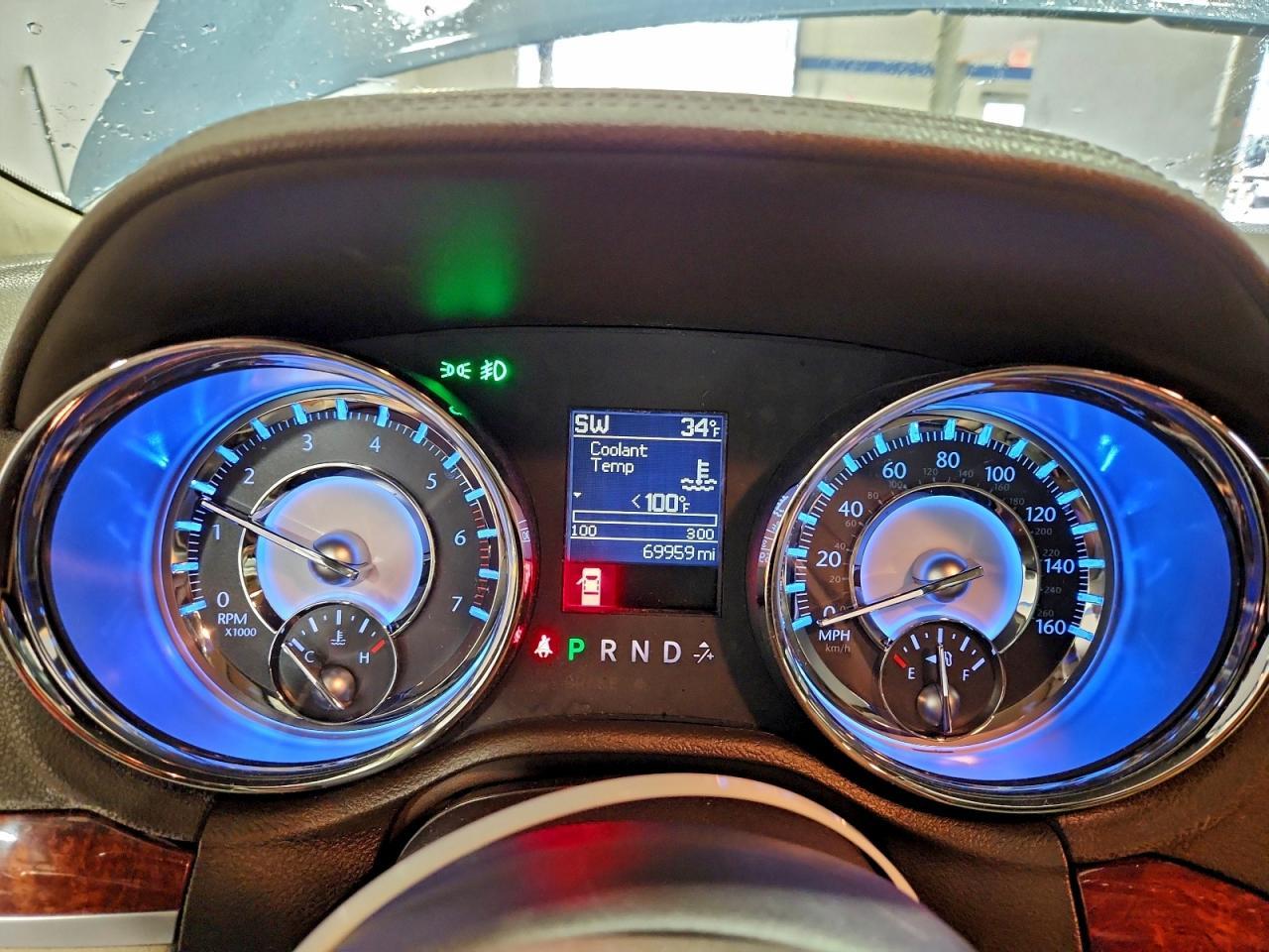 2011 CHRYSLER 300