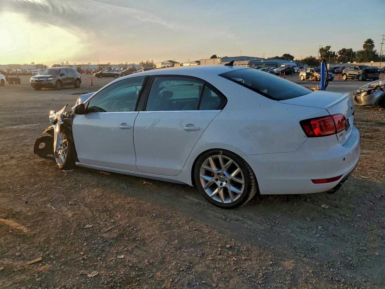 2014 VOLKSWAGEN JETTA