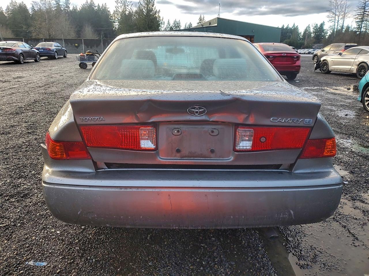 2001 TOYOTA CAMRY