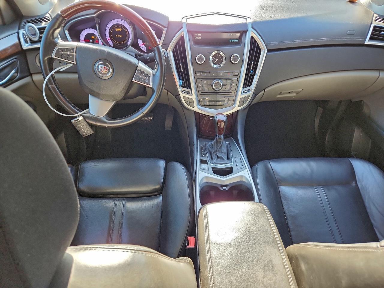 2010 CADILLAC SRX