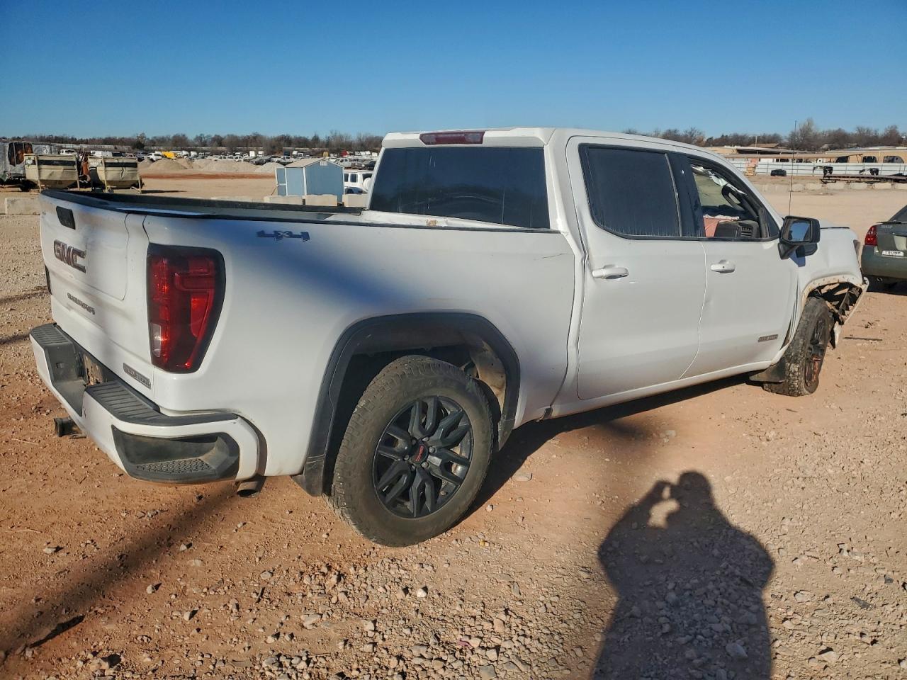 2024 GMC Sierra